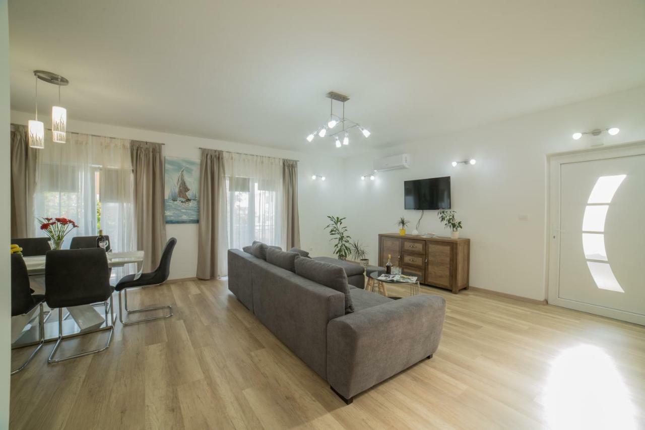 Kaštela Apartment Vidovic מראה חיצוני תמונה